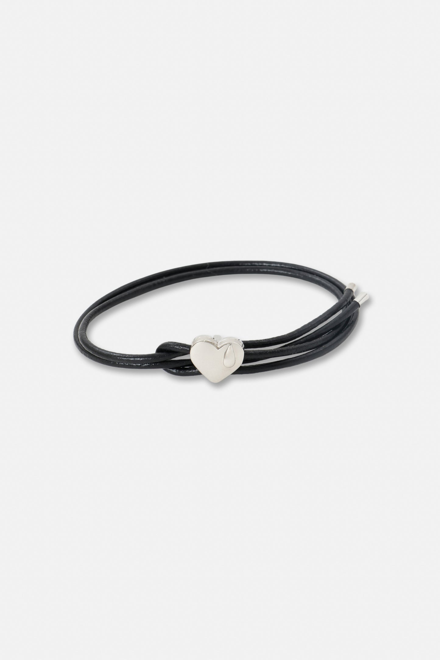 TEAR HEART CORD BRACELET