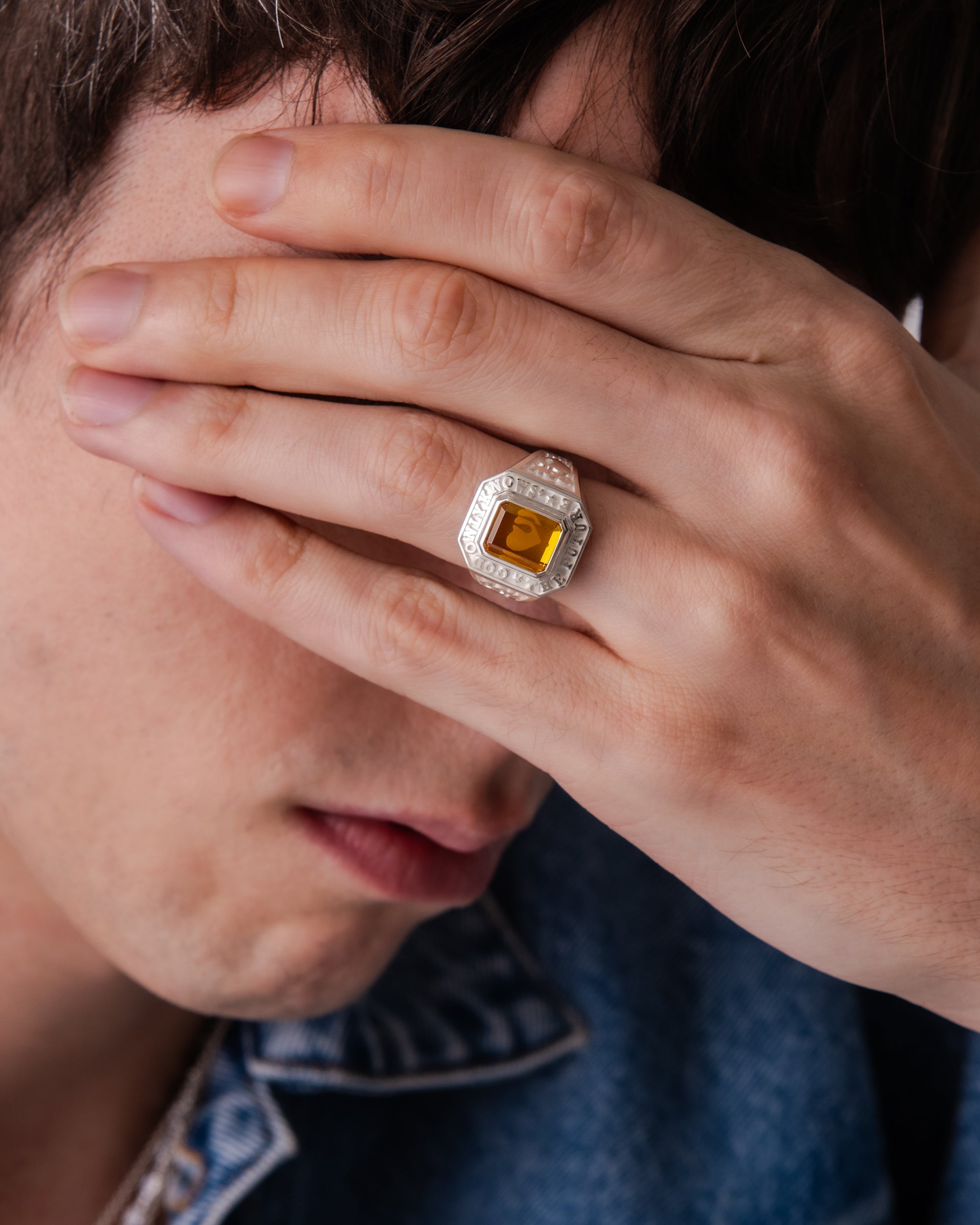 COLLEGE RING – GOD ONLY KNOWS COLLEGE RING – GOD ONLY KNOWS